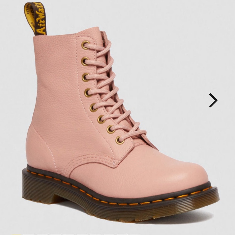 Dr. Martens, 1460 Pascal Peach Beige, size 8